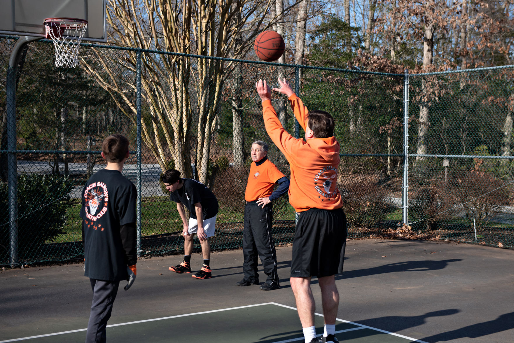 010321_nws_50hoopsclub